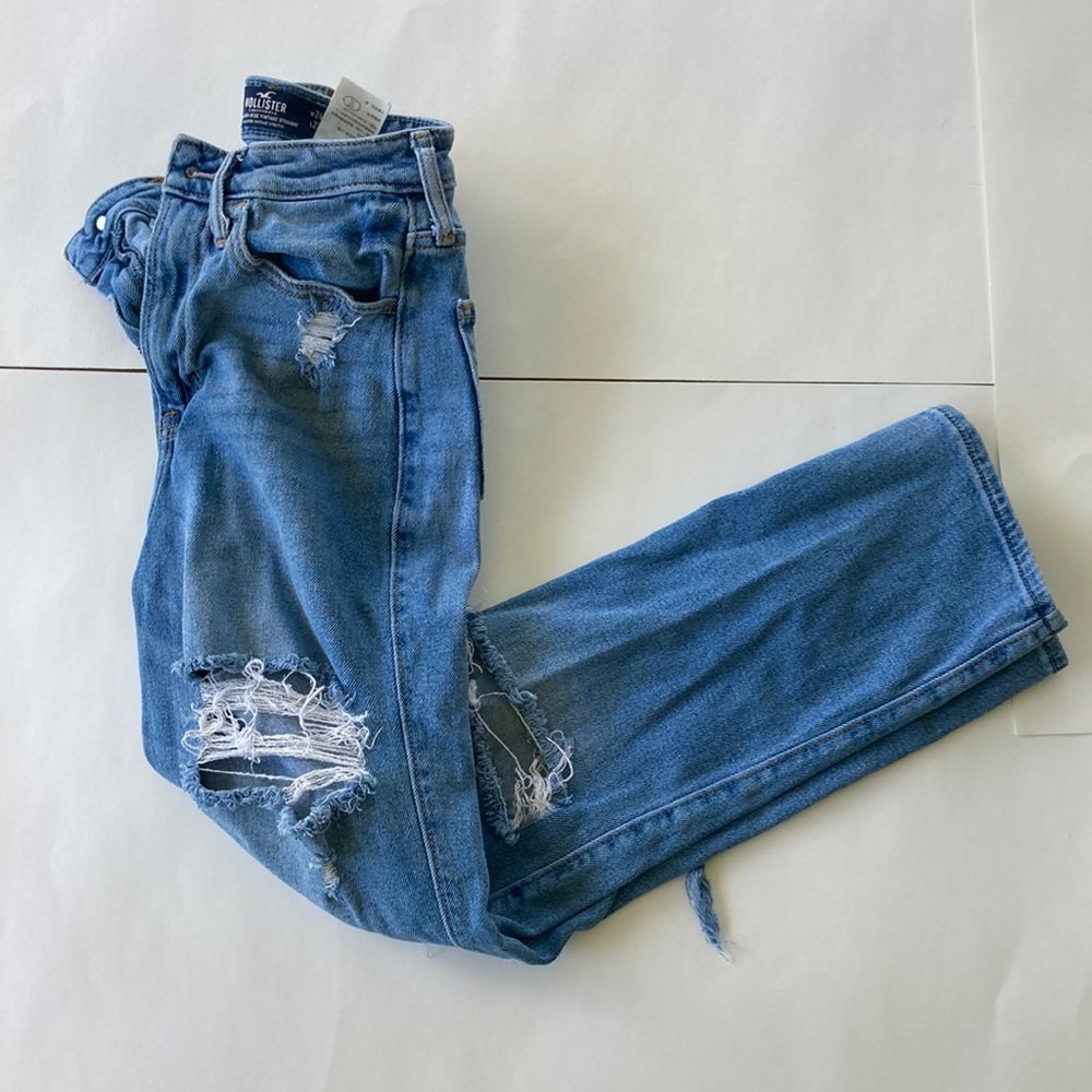 Hollister Ultra High-Rise Vintage Straight